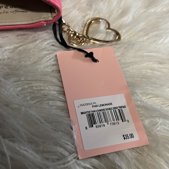 NWT Juicy Couture Faux Leather Quilted Wallet - Picture 8 of 9